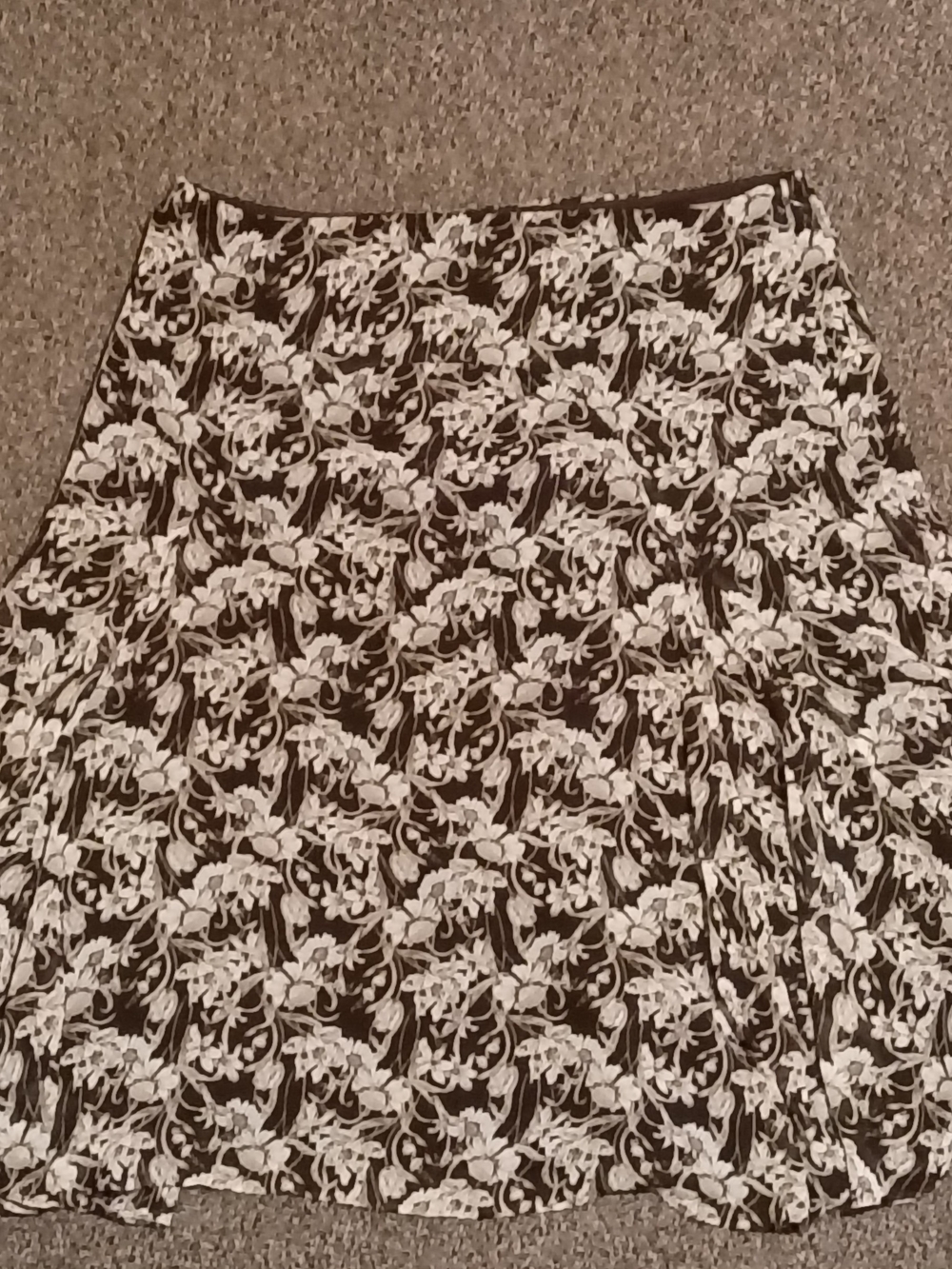 Nine & Co. By Nine West' A-Line Floral Print Skirt in Brown and Cream Size 12